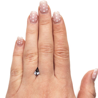 Spinel gemstone