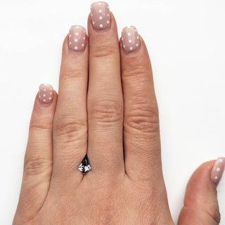 Grey spinel gemstone