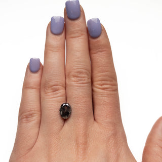Oval diamond