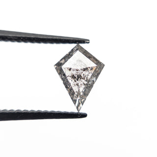 Salt and pepper kite diamond