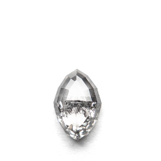 Salt and pepper diamond
