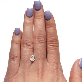Clear kite sapphire