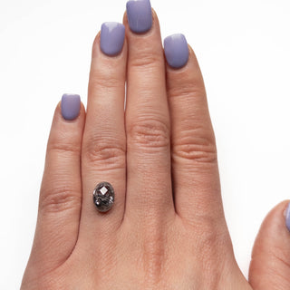 Oval diamond