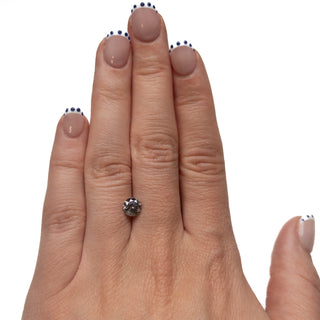 Natural salt and pepper diamond