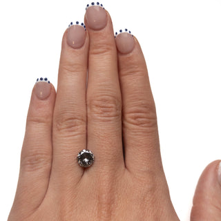Natural salt and pepper diamond