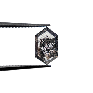 Salt and pepper hexagon diamond