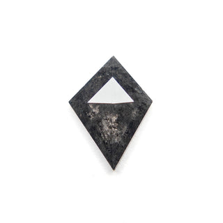 Black kite diamond