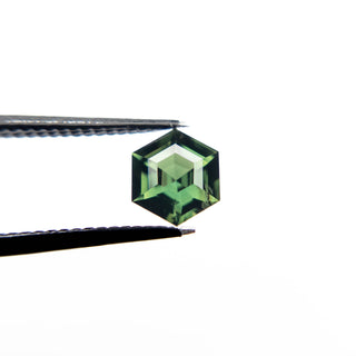 Green sapphire