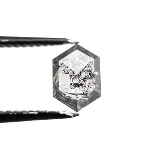 Salt and pepper hexagon diamond