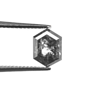 Salt and pepper hexagon diamond