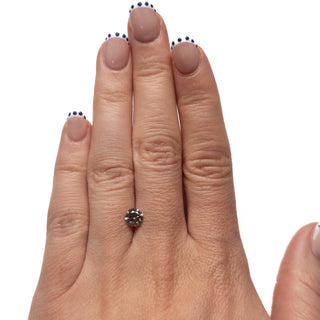 Salt and pepper diamond