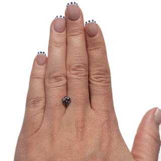 Salt and pepper diamond