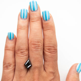 Black speckled kite diamond