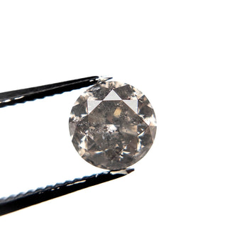 Salt and pepper diamond