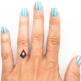 Black speckled kite diamond