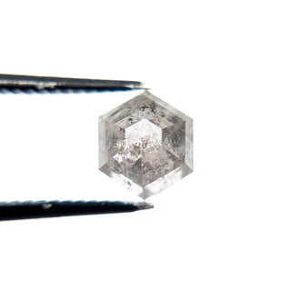 Salt and pepper hexagon diamond