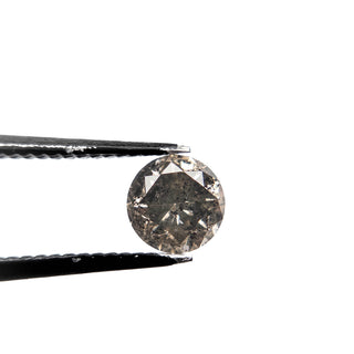 Salt and pepper round diamond