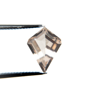 Translucent peach morganite