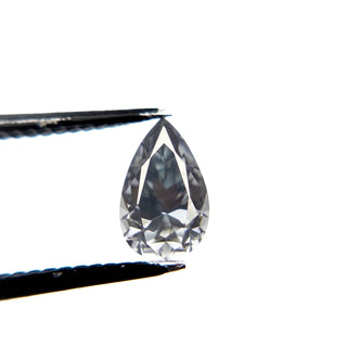 Pear moissanite