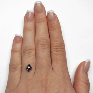 Salt and pepper kite diamond