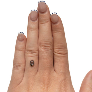 Salt and pepper diamond