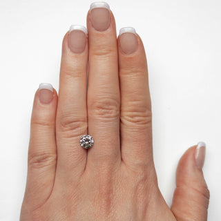 Salt and pepper round diamond