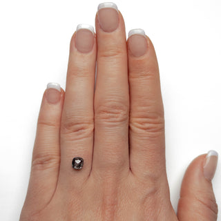 Salt and pepper cushion diamond