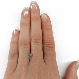 Salt and pepper hexagon diamond
