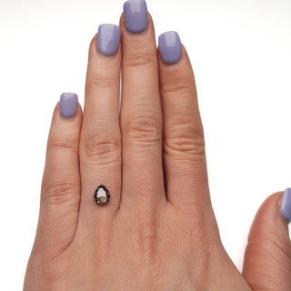 Salt and pepper diamond