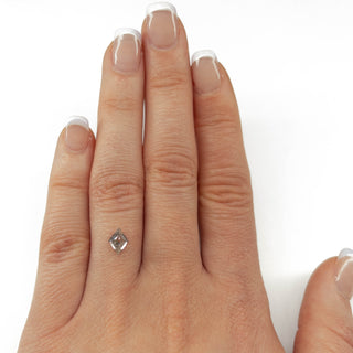 Salt and pepper lozenge diamond