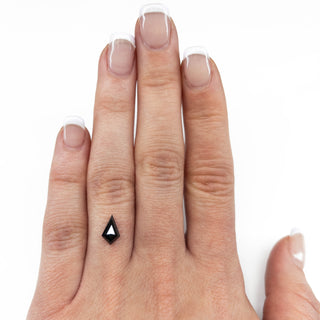Black kite diamond