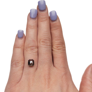 Salt and pepper diamond