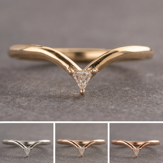Beth Wedding Ring, Triangle Diamond, Round Band