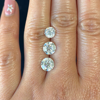 Brilliant Cut Round Moissanite (multiple sizes)