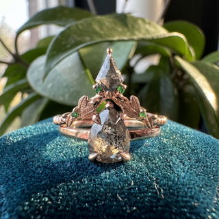 Leaf Andromeda Wedding Ring, Tsavorite Garnet and Moissanite, Salt and Pepper Kite Focal, Twisted Band