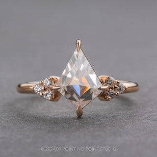 kite moissanite