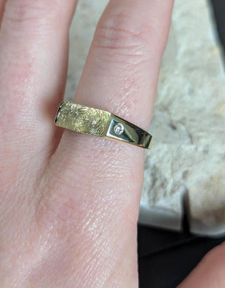 Custom Fingerprint Diamond Signet Ring