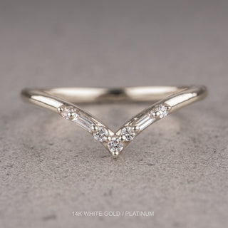 Paloma Wedding Ring, 7 Diamond, V-Shaped Contour, Round Band