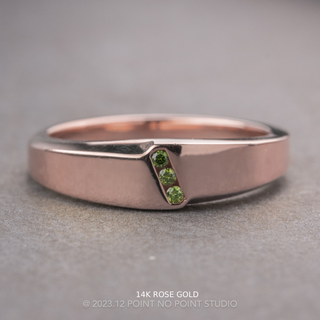 Green Diamond Mens Waved Signet Ring