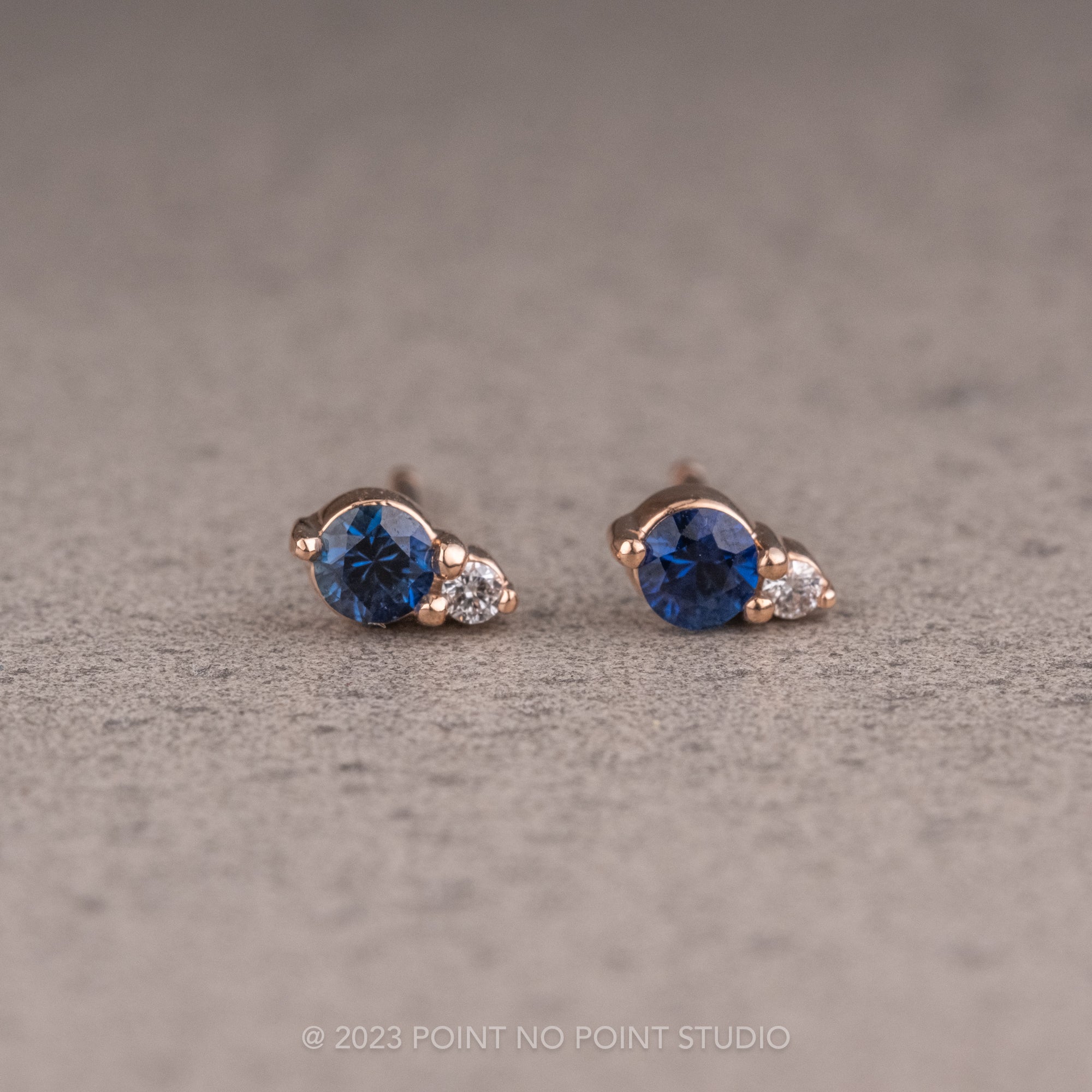 Blue sapphire and diamond stud earrings Clearance