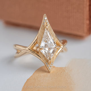 Kite Lab Diamond Engagement Ring, Twisted Arwen Setting