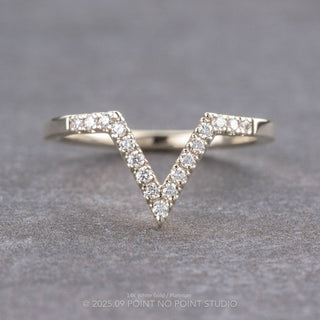 Victoria Wedding Ring, 17 Diamond
