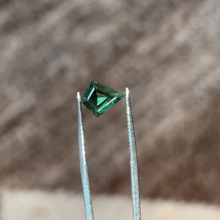 2.13ct Kite loose Sapphire, Point No Point Studio. Conflict free.