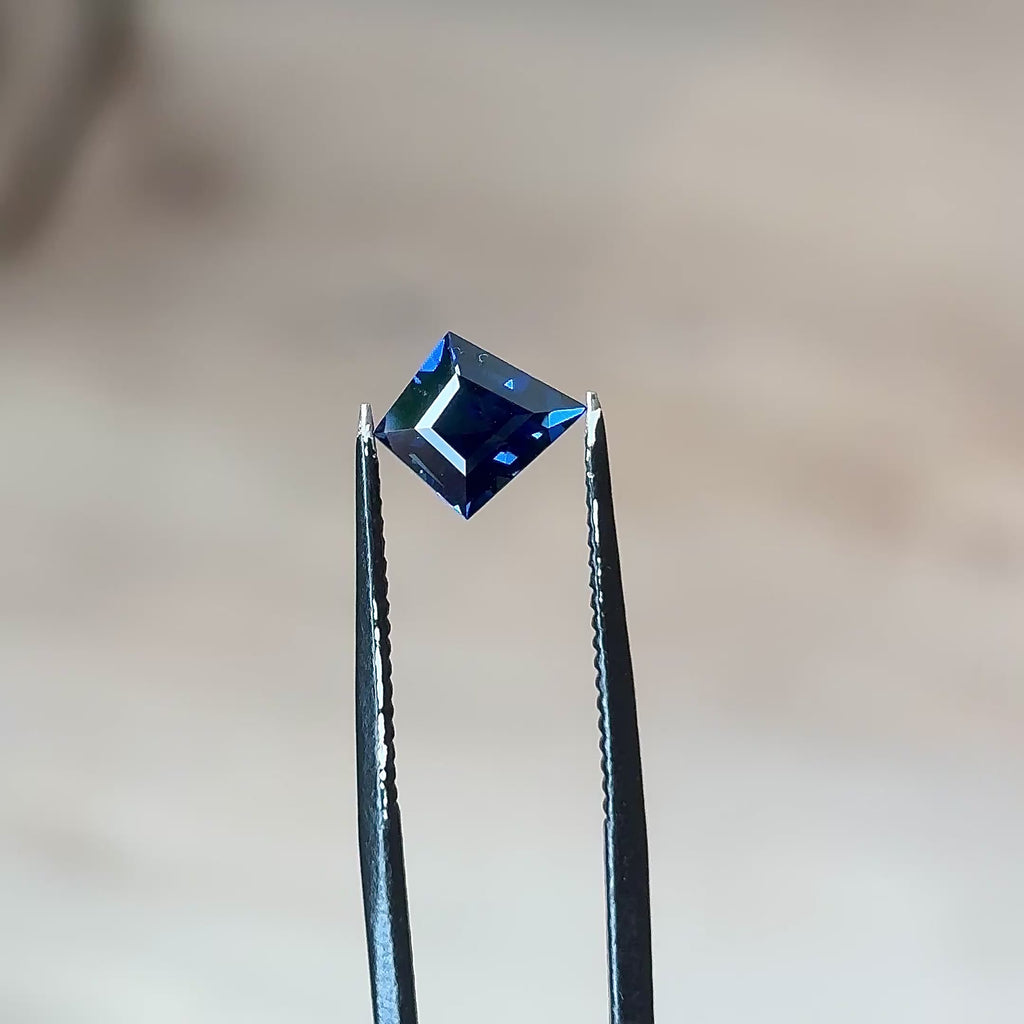 1.36ct Kite loose Sapphire, Point No Point Studio. Conflict free.