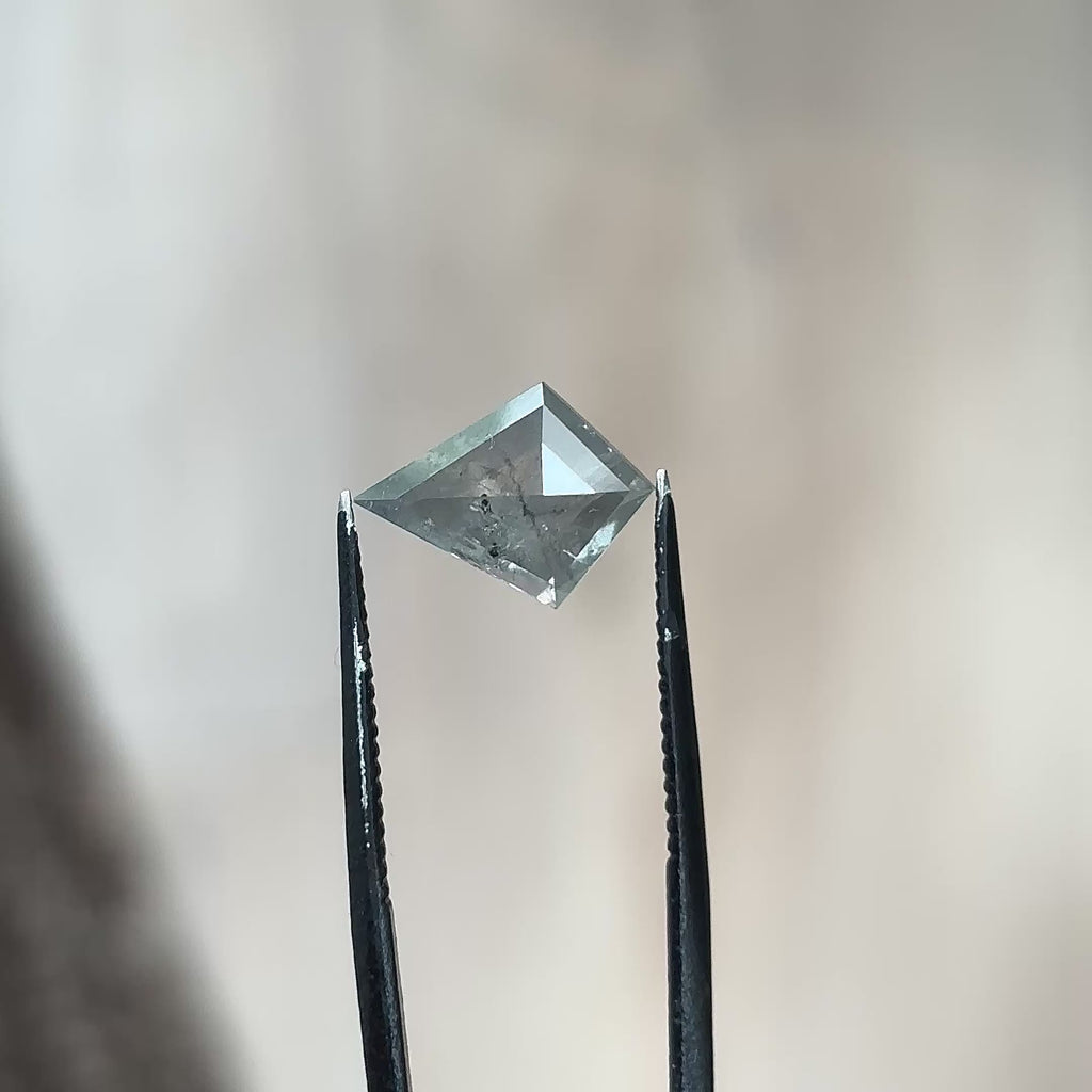 2.80ct Kite loose Salt & Pepper Diamond, Point No Point Studio. Conflict free.