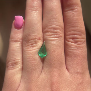 1.65ct Kite loose Gemstone, Point No Point Studio. Conflict free.