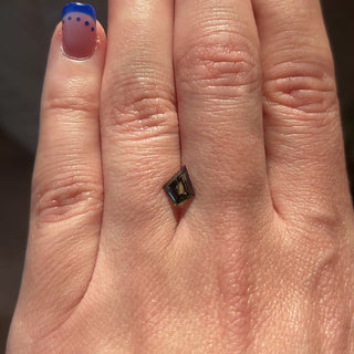 1.10ct Kite loose Sapphire, Point No Point Studio. Conflict free.