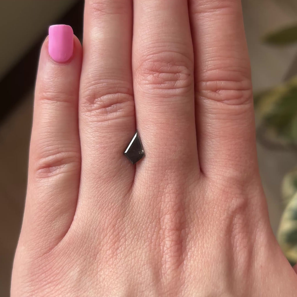 1.08ct Kite loose Salt & Pepper Diamond, Point No Point Studio. Conflict free.