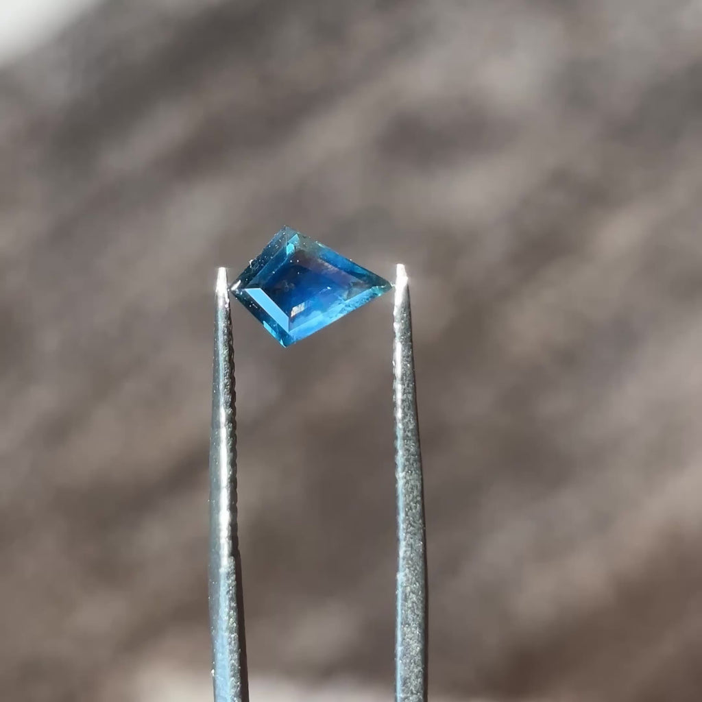 1.27ct Kite loose Sapphire, Point No Point Studio. Conflict free.