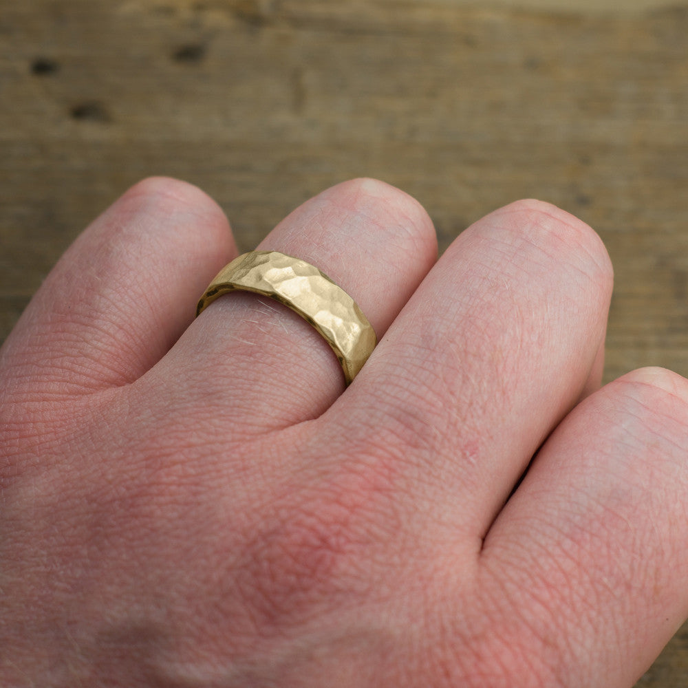 we took our beloved hand hammered band and made it... Mens hammered wedding band 60 photos - Vianawedding.com